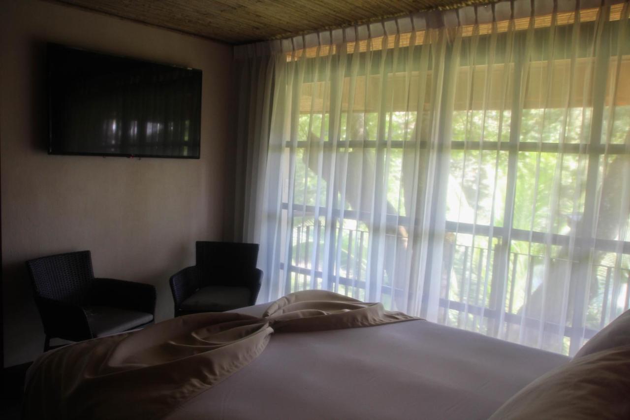 Hotel Poza Blanca Lodge San Mateo Luaran gambar