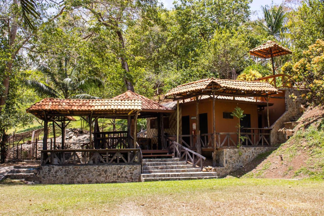 Hotel Poza Blanca Lodge San Mateo Luaran gambar