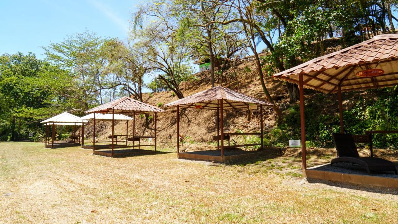 Hotel Poza Blanca Lodge San Mateo Luaran gambar