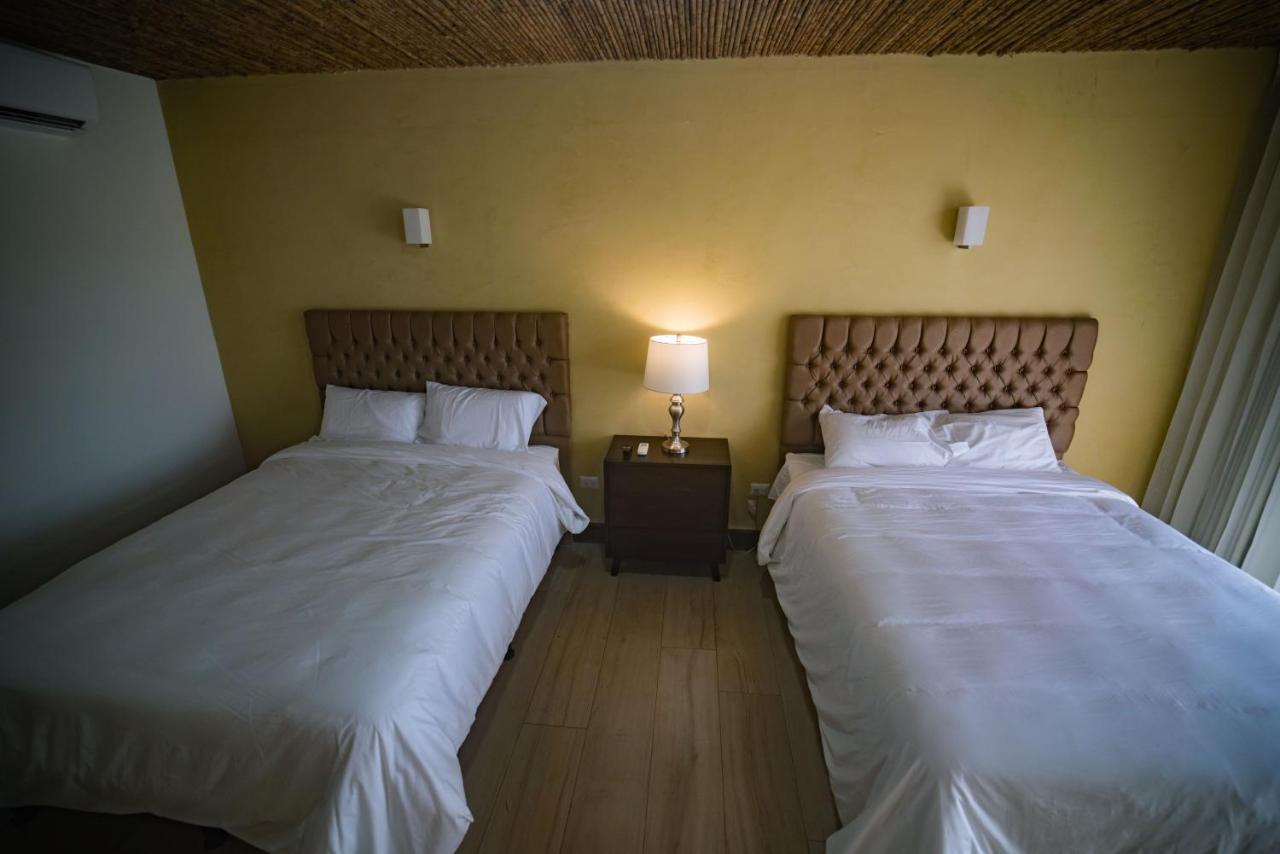Hotel Poza Blanca Lodge San Mateo Luaran gambar